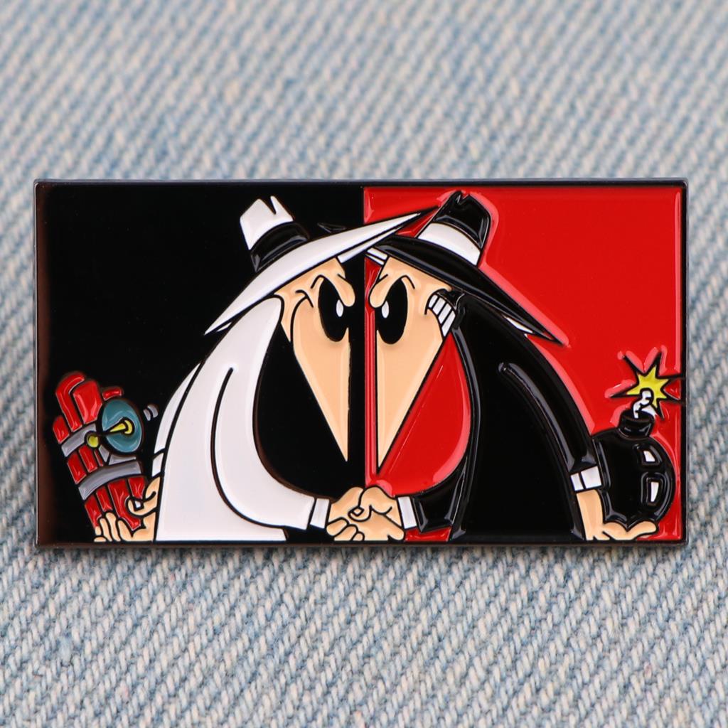 Game Spy-vs-Spy Badge on Backp - Gaming Console Zelda recensione e prezzo